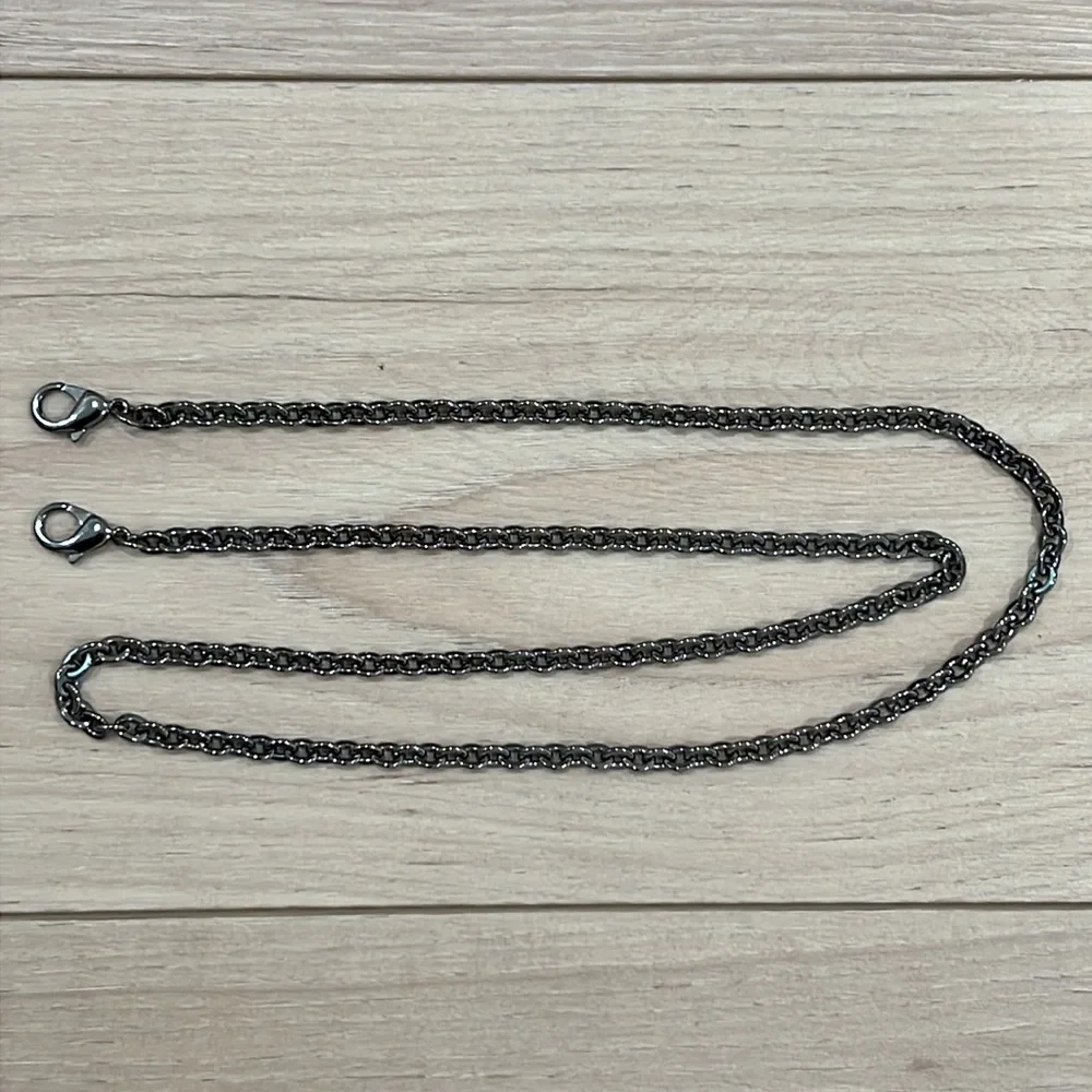 Cell Phone Claw Clip Crossbody Chain